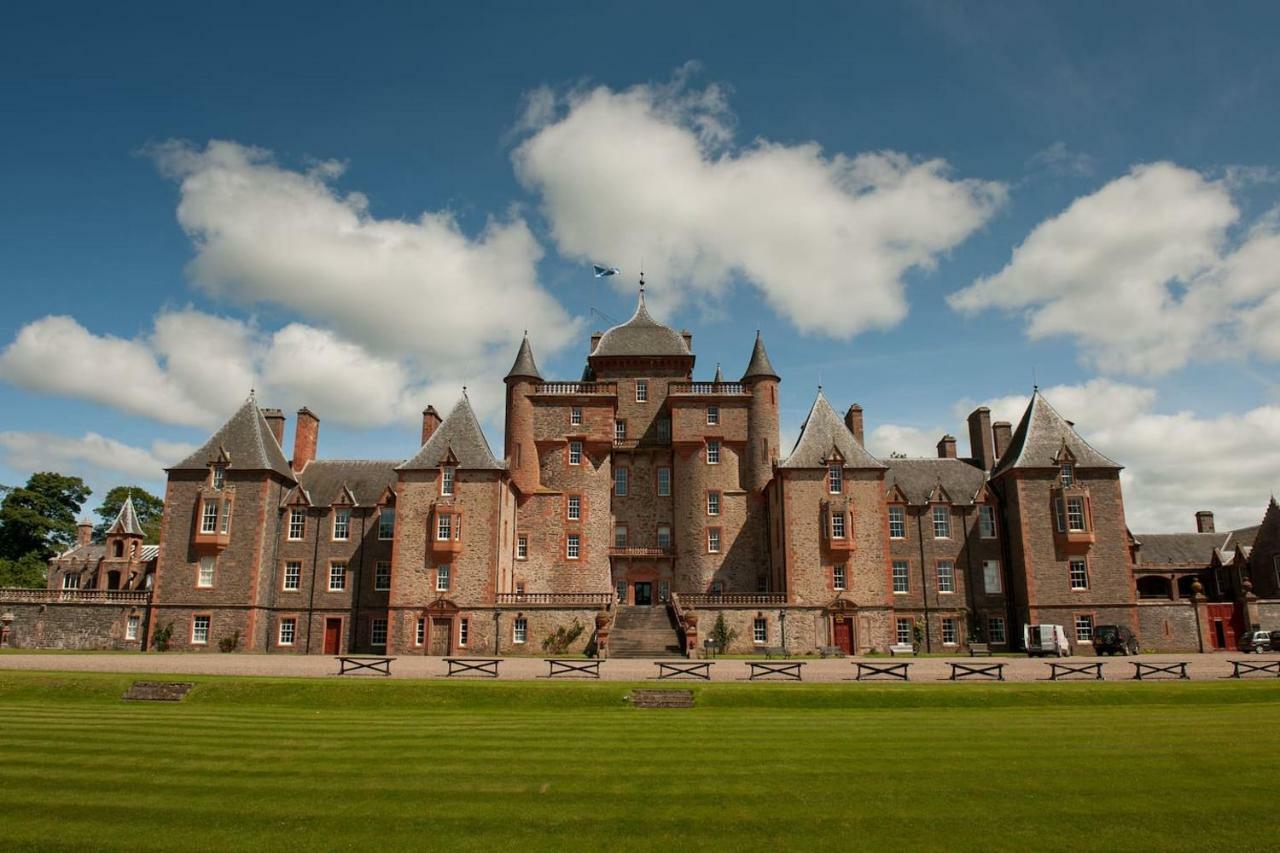 The Earl & Countess At Thirlestane Castle Apartment Lauder Exterior photo